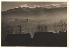 Tatry. Zakopane w porannej mgle