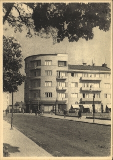 Stanisławów. Róg ul. Sapieżyńskiej i Karpińskiego