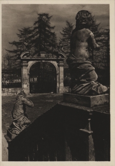 Lw&oacute;w. Cerkiew Św. Jura, fragment schod&oacute;w