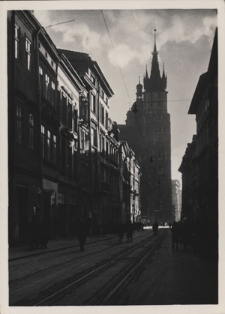 Krak&oacute;w. Kości&oacute;ł Mariacki z ul. Floriańskiej