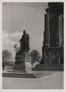 Gniezno. Pomnik Bolesława Chrobrego